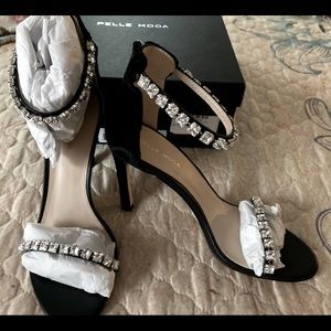 NIB Pelle Moda Stiletto Heels